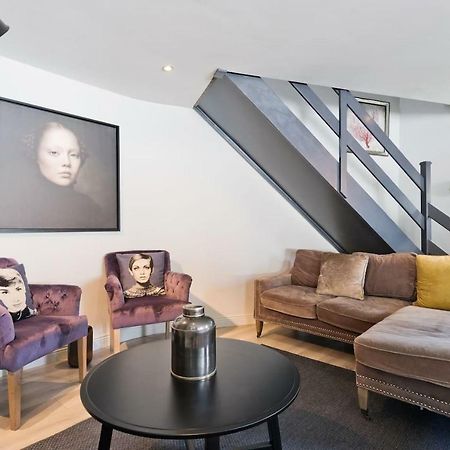 The Edge Suite - Hiphipstay Dublin Exteriör bild