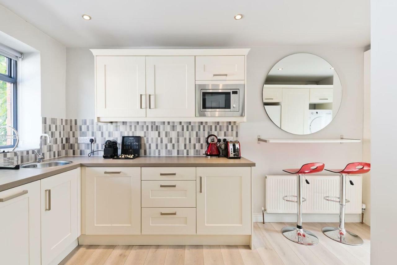 The Edge Suite - Hiphipstay Dublin Exteriör bild